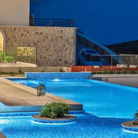 Calikusu Magnificent Ultraluxury Villa *